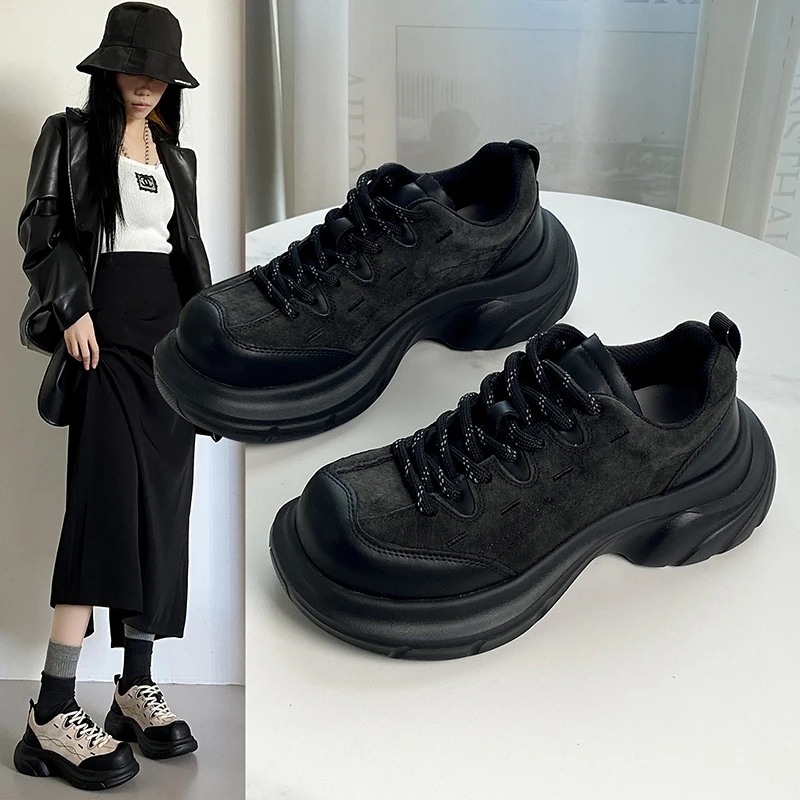 

Летние мужские новые удобные кроссовки с дышащей сеткой, модная универсальная спортивная обувь на толстой подошве, повседневная удобная спортивная обувь