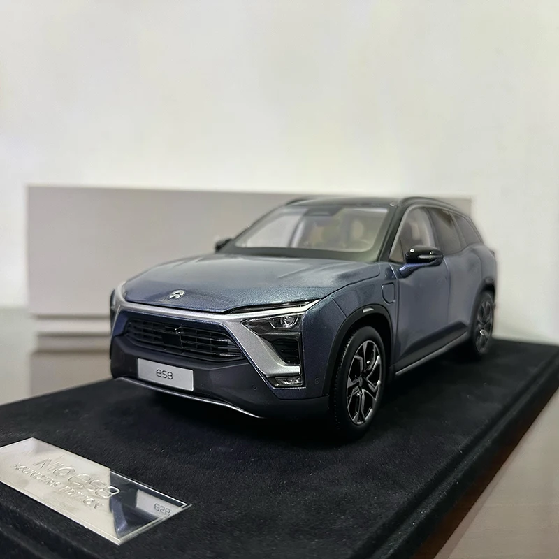 

NIO ES8 Alloy Car Model, New Energy Electric Vehicle, Tabletop Decoration, Collect Gifts, Micromodel, White, Black, Blue, 1:18