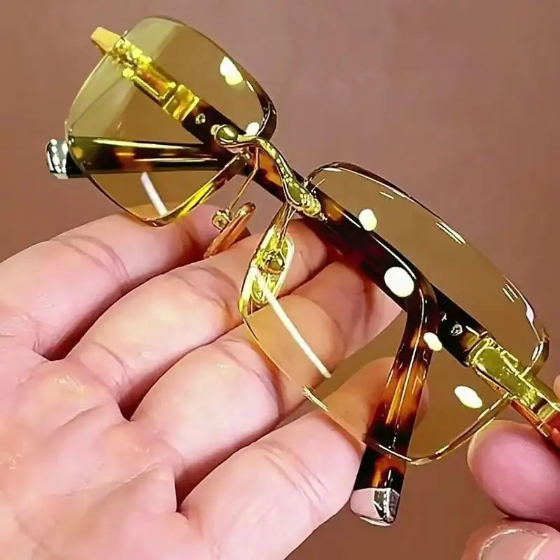 Lightweight Reading Glasses for Men Women Clear Optical Lenses Non-slip Frame Presbyopic Eyewear for Elders Daily Use