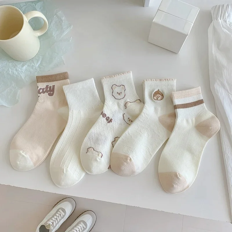 Calcetines cortos para mujer, nuevos calcetines de algodón antipilling cómodos y transpirables con dibujos animados para primavera y verano, calcetines bonitos con letras para mujer