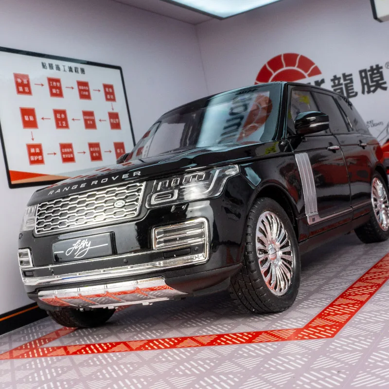 1:18 Land Rover Range Rover SUV off-road vehicle alloy model large acousto-optic pull-back toy door and hood trunk can be opened