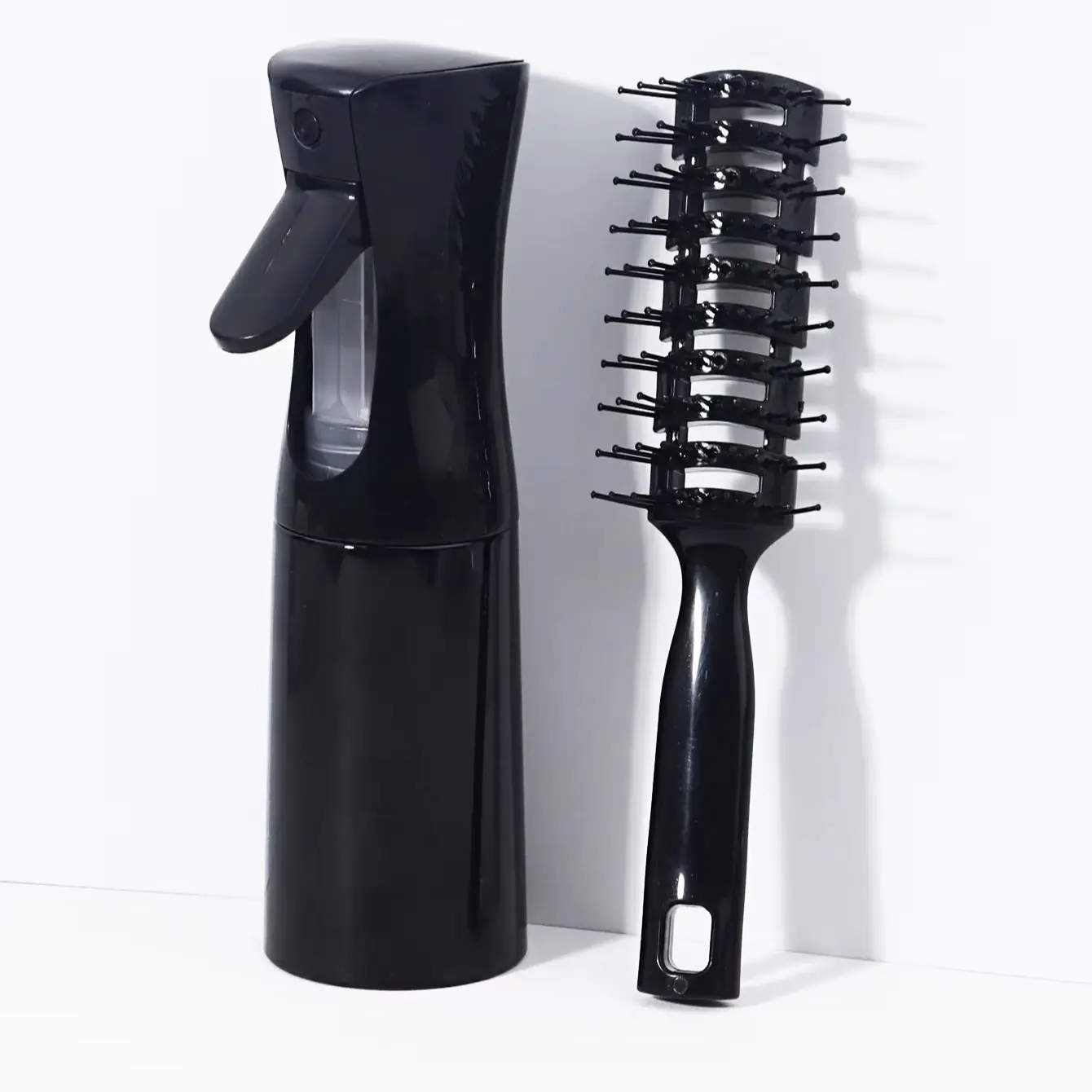 

Hair comb set, delicate hair spray bottle, hollow anti-skid handle ribs comb, create a fluffy shape, special for real hair wigs