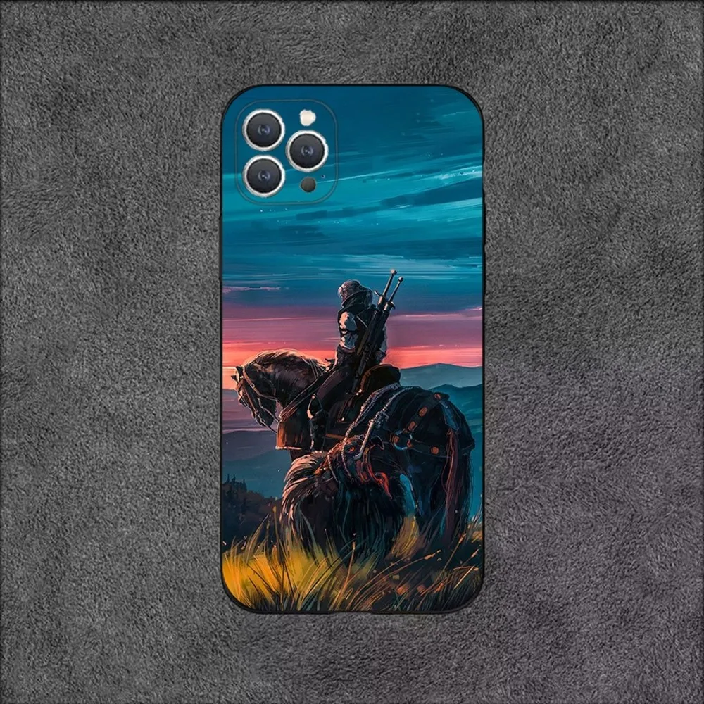 Game the W-Witcher  Phone Case For iPhone 16,15,14,13,12,11,Plus,Pro Max,XS,X,XR,SE,Mini,8,7 Soft Silicone Black Cover