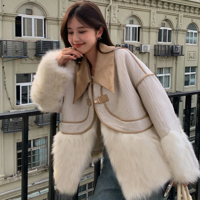 2023 Winter New Women Faux Fox Fur Outwear Fashion PU Leather Collar Stitching Thicken Fur Coat Female Temperament Casual Jacket