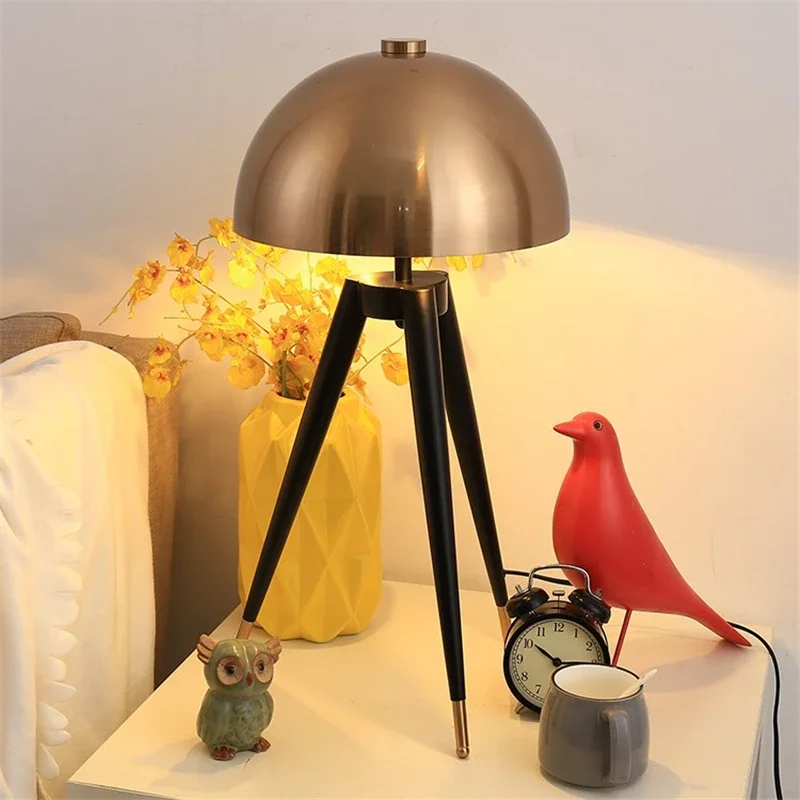 Led Designer Floor Light Metal Electroplating Mushroom Head Home Decco Standing Lamps Living Room Bedroom Bedside Lamp Lighting