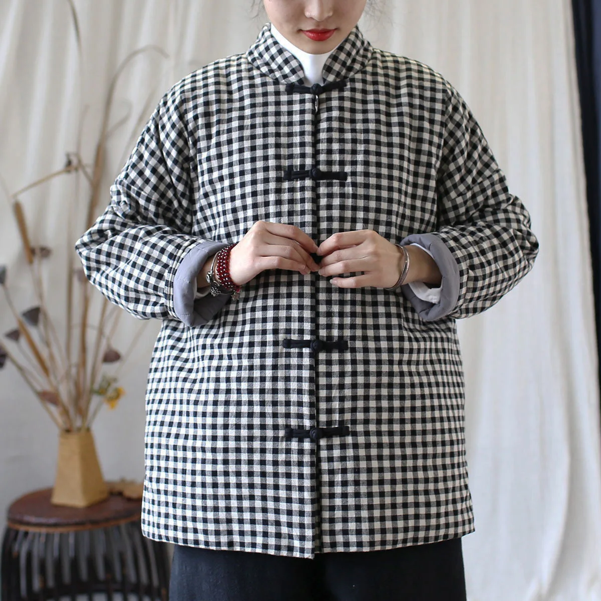 

Women Rural style Checkered Pattern Cotton Padded Coats Chinese Frog Buttons Loose Quilted Kimono Retro Autumn Winter Jackets