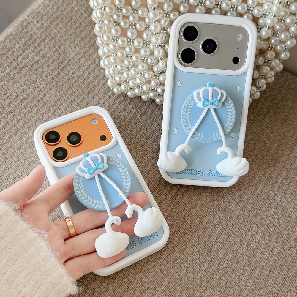 Niedliche 3D-Kronen-Handyhülle aus weichem Silikon für iPhone 17 16 15 14 13 12 Pro Max mit Ständer und Schwan-Anhänger – Detail 8