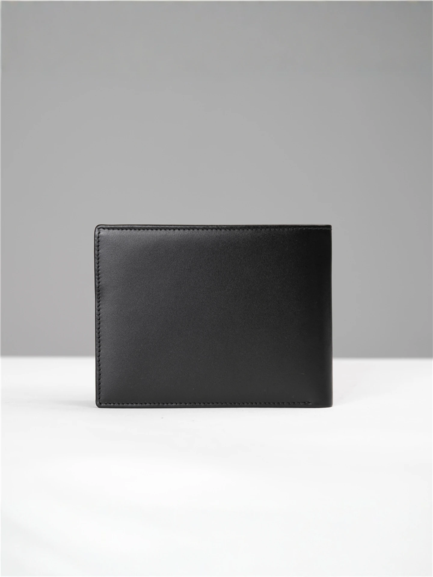 High-Quality Leather Men's Wallet Simple Elegant Black Short Style Horizontal Top Layer Cowhide Silver Bag Business Casual