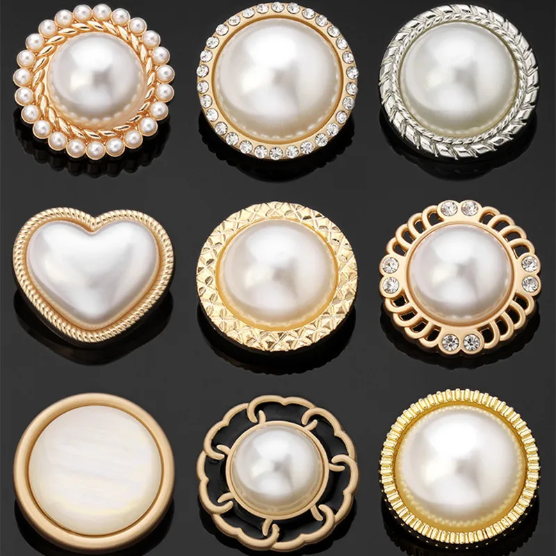 10PCS Exquisite Diamond Pearl Coat Buckle DIY Heart Windbreaker Pajamas Clothes Decorative Metal Button