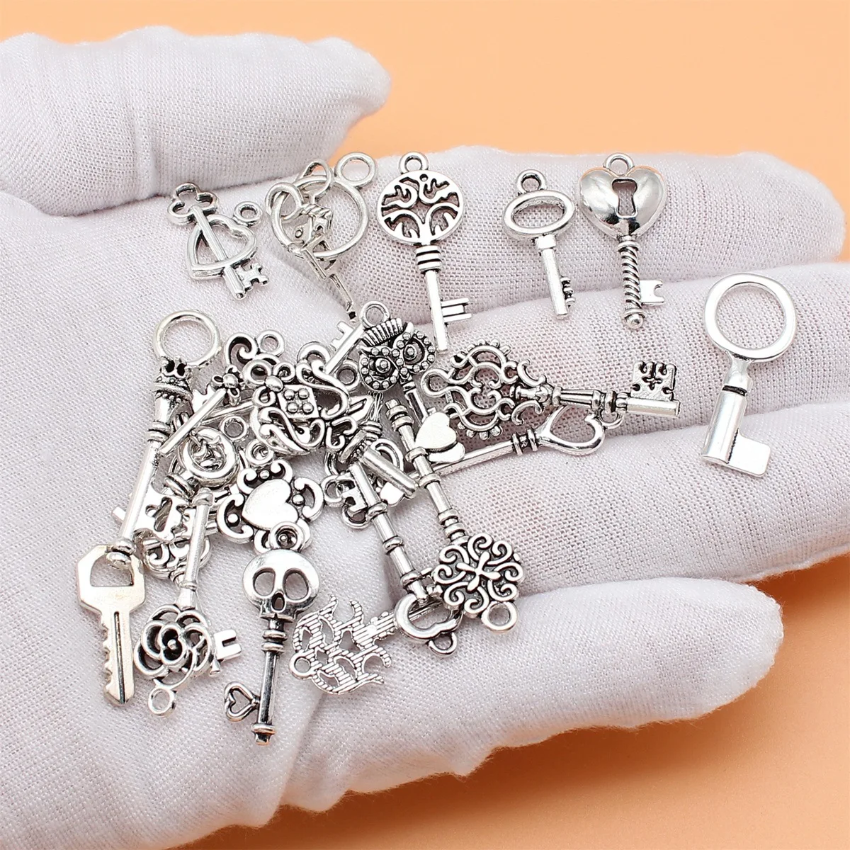 25pcs Antique Silver Color Key Charms Collection For DIY Jewelry Making, 25 Styles, 1 of Each