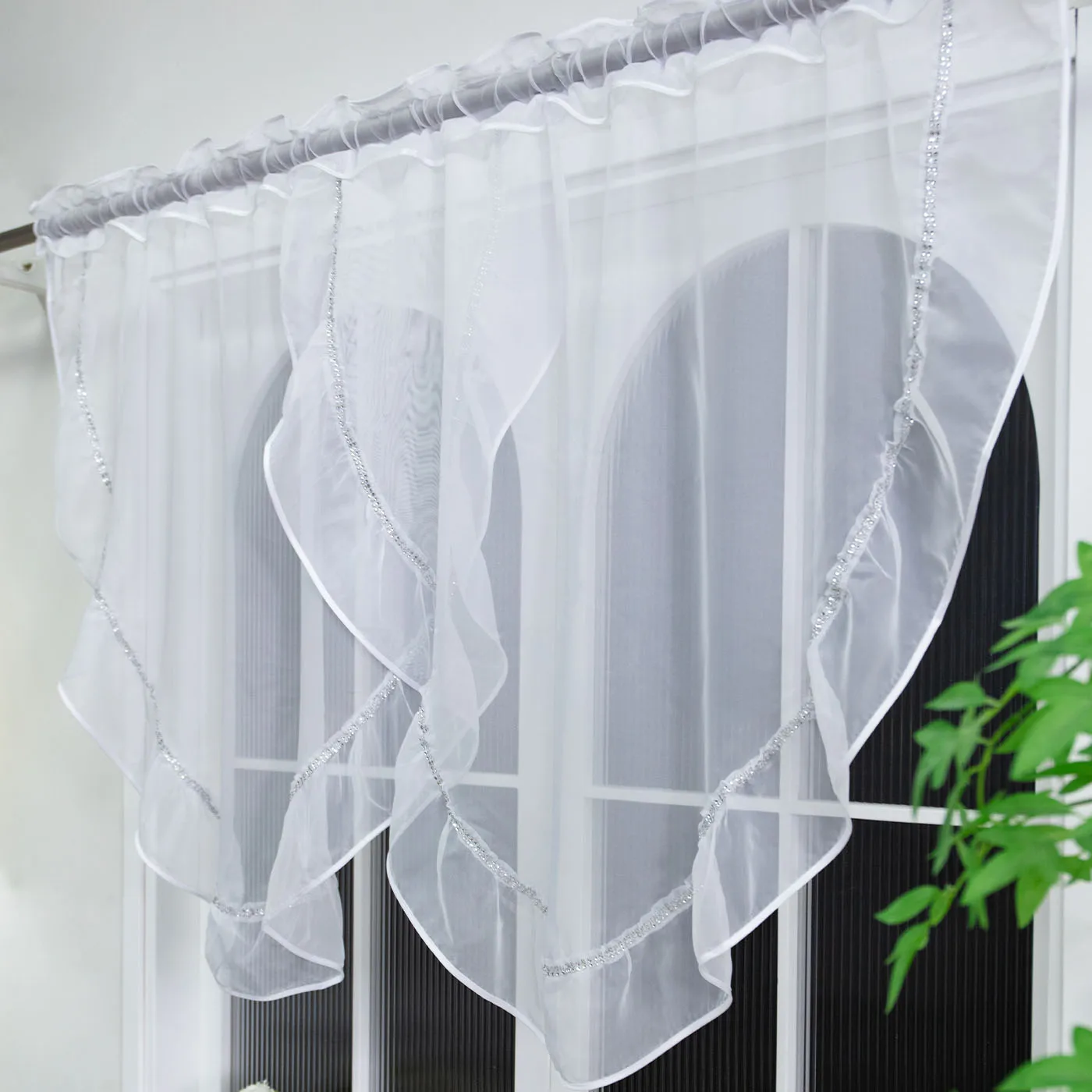 Flying Romantic She…