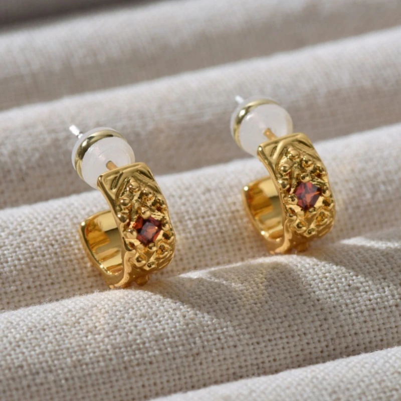 

Европейские латунные позолоченные серьги с красным цирконом S925, серебряные серьги-иглы, женские изысканные модные украшения