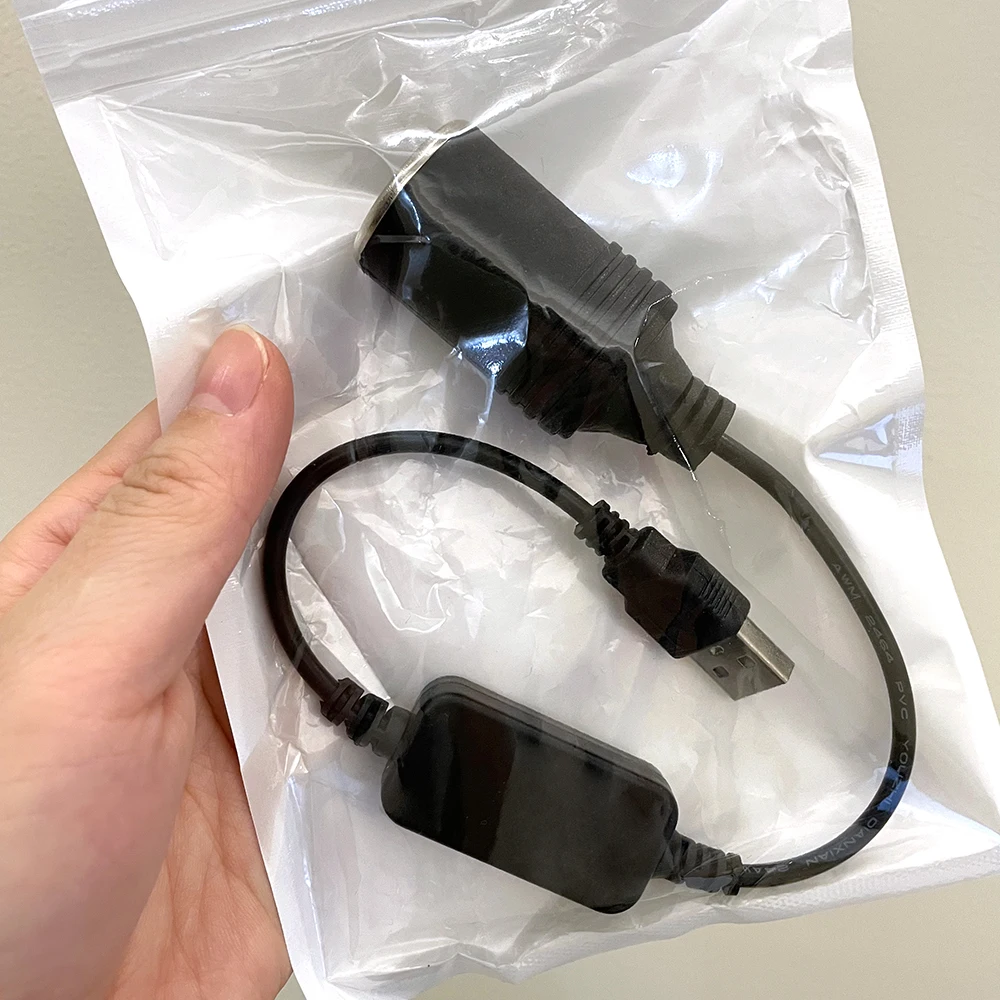 

1pc 5V 2A USB To 12V Cigarette Lighter Socket USB Male to Female Cigarette Lighter Adapter Converter Car Electronics Accessories