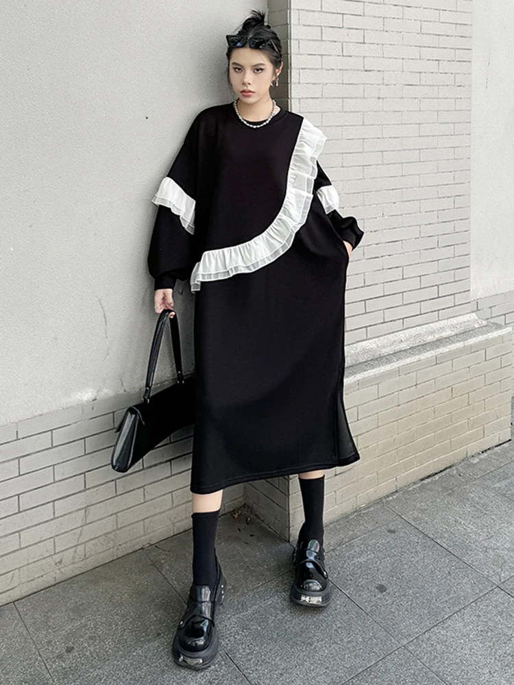 [EAM] Women Black Ruffles Spliced Big Size Long Casual Dress New Round Neck Long Sleeve Fashion Tide Spring Autumn 2025 1DH7701