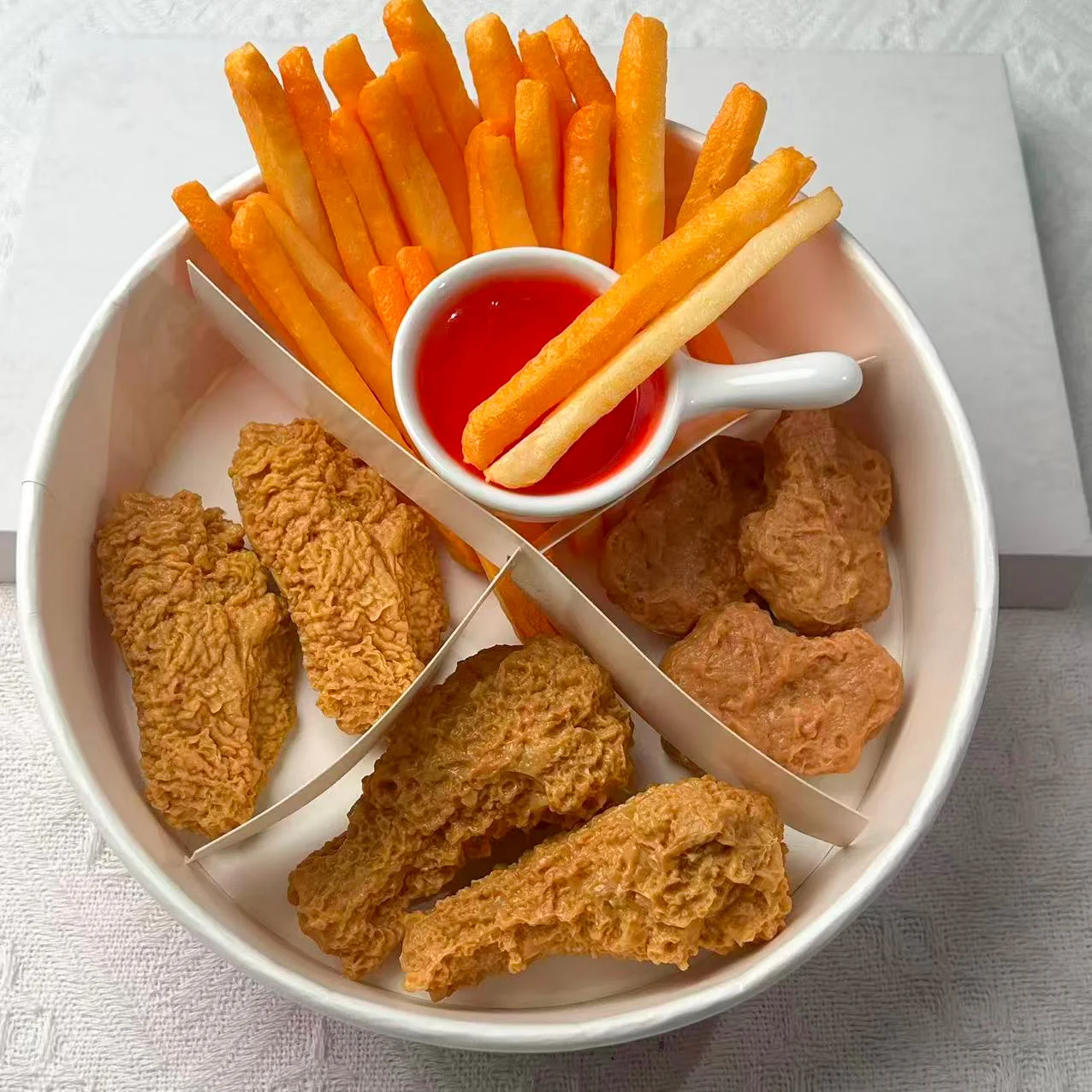 

Realistic Fake Fried Chicken Display Set - Simulation Crispy Chicken Legs, Wings, Bites & Golden French Fries for Food Photograp