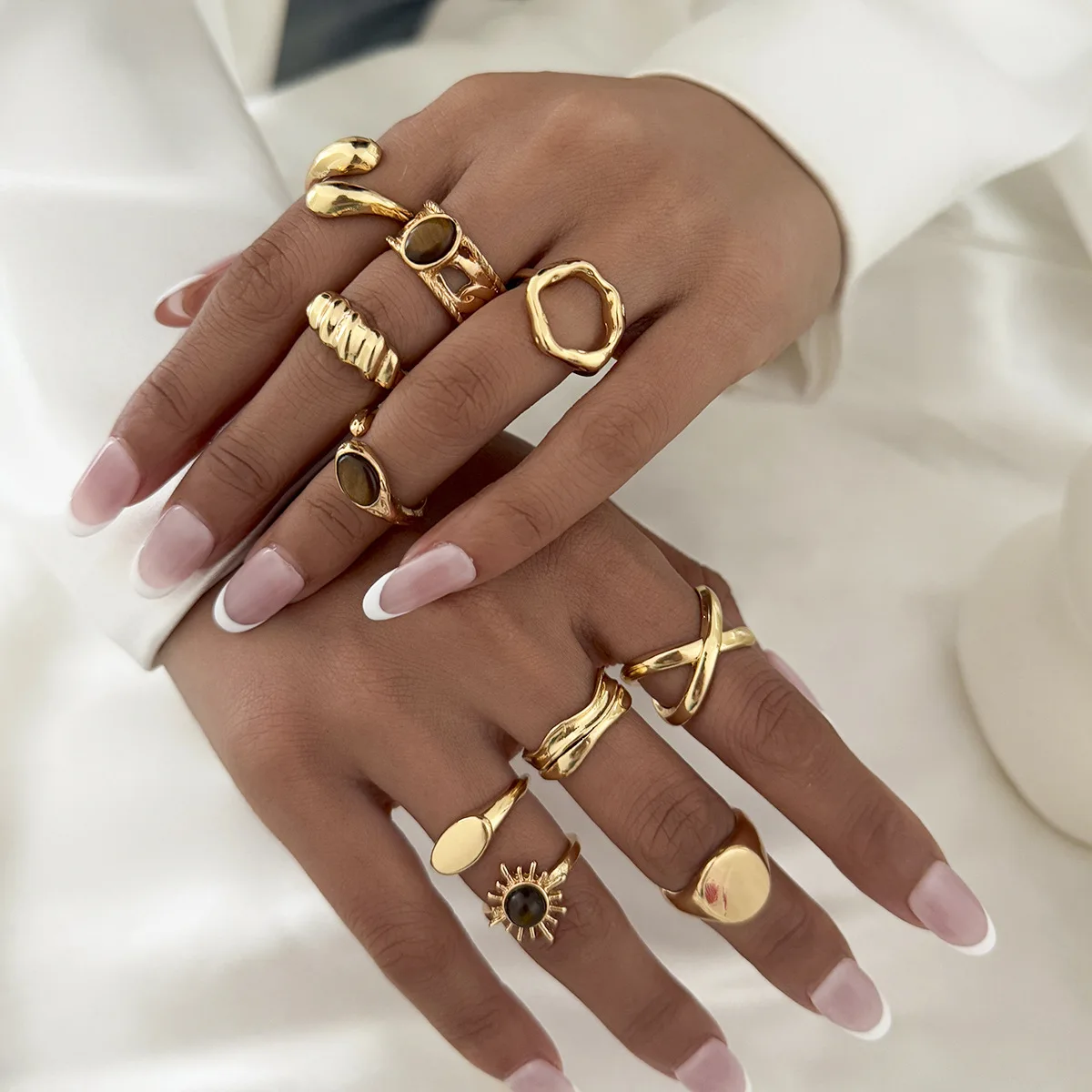 

Tiger Eye Ring Retro Micro Pave Stone Open Adjustable Metal Sun Geometric Band for Women Daily Wear Collection Ring for Women