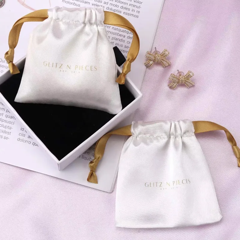 White Satin Bag Hair Eyelashes Makeup Logo Packaging Dust Sack Jewelry Pouch Party Candy Drawstring Gift Bags
