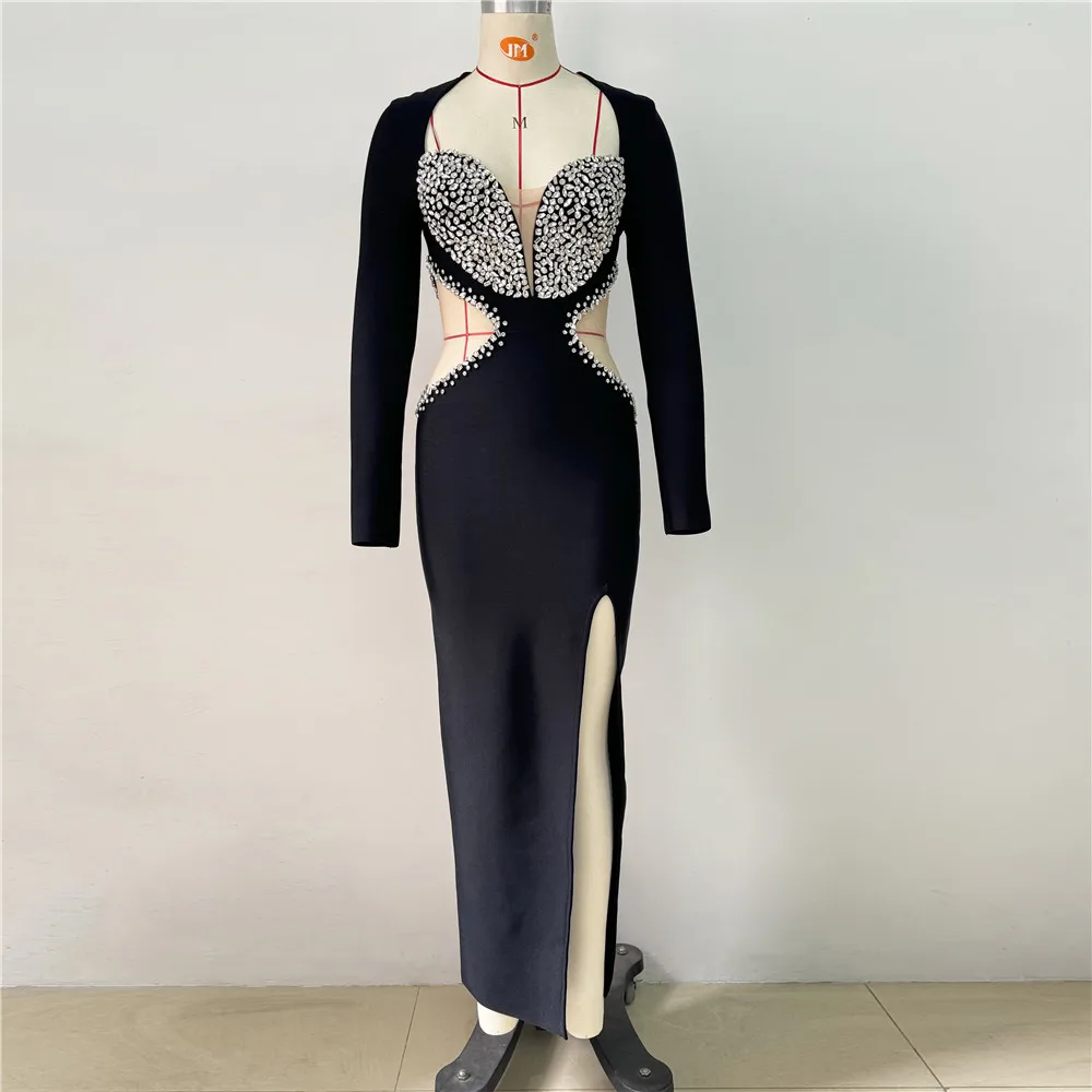 فستان طويل مثير أسود بأكمام طويلة وفتحة عالية مع فتحات كريستالية - فستان سهرة عميق على شكل حرف V للمناسبات الرسمية