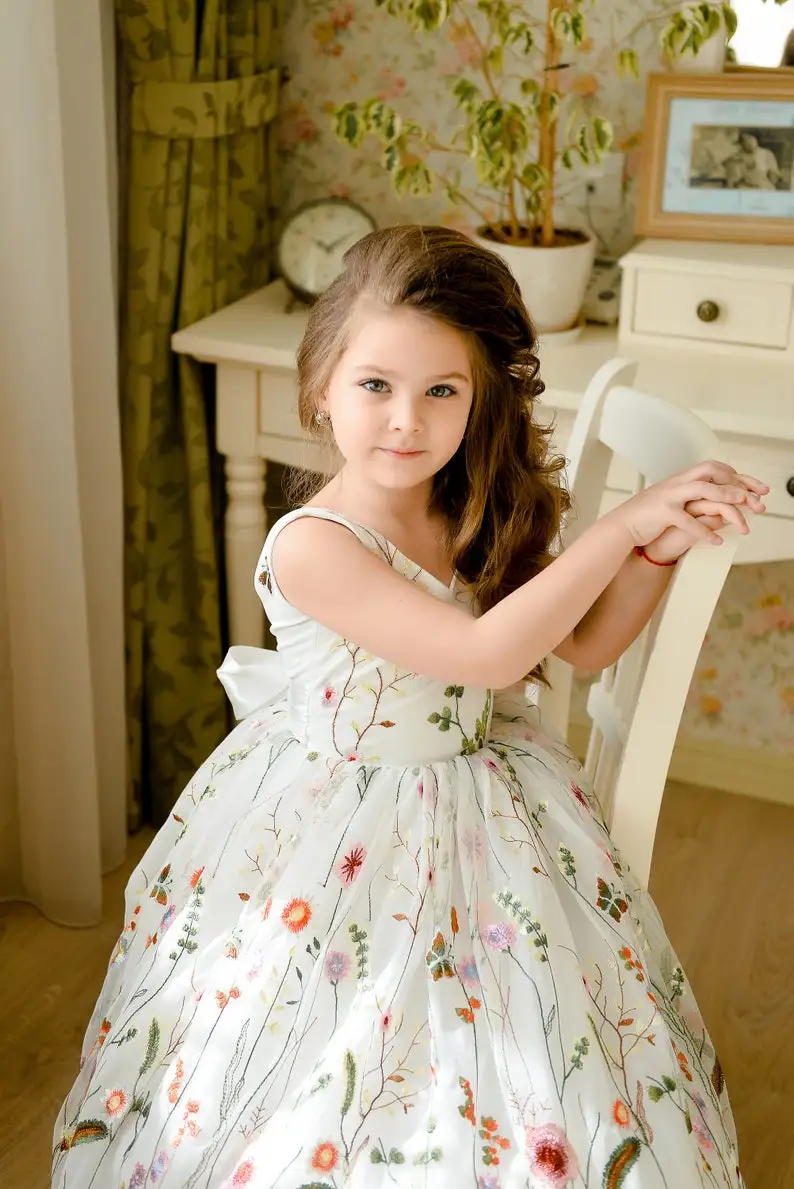 Flower Girl Dress Floor Length Embroidered Tulle Tutu Open Back Wedding Toddler Dress First Communion Gown Birthday Party bow