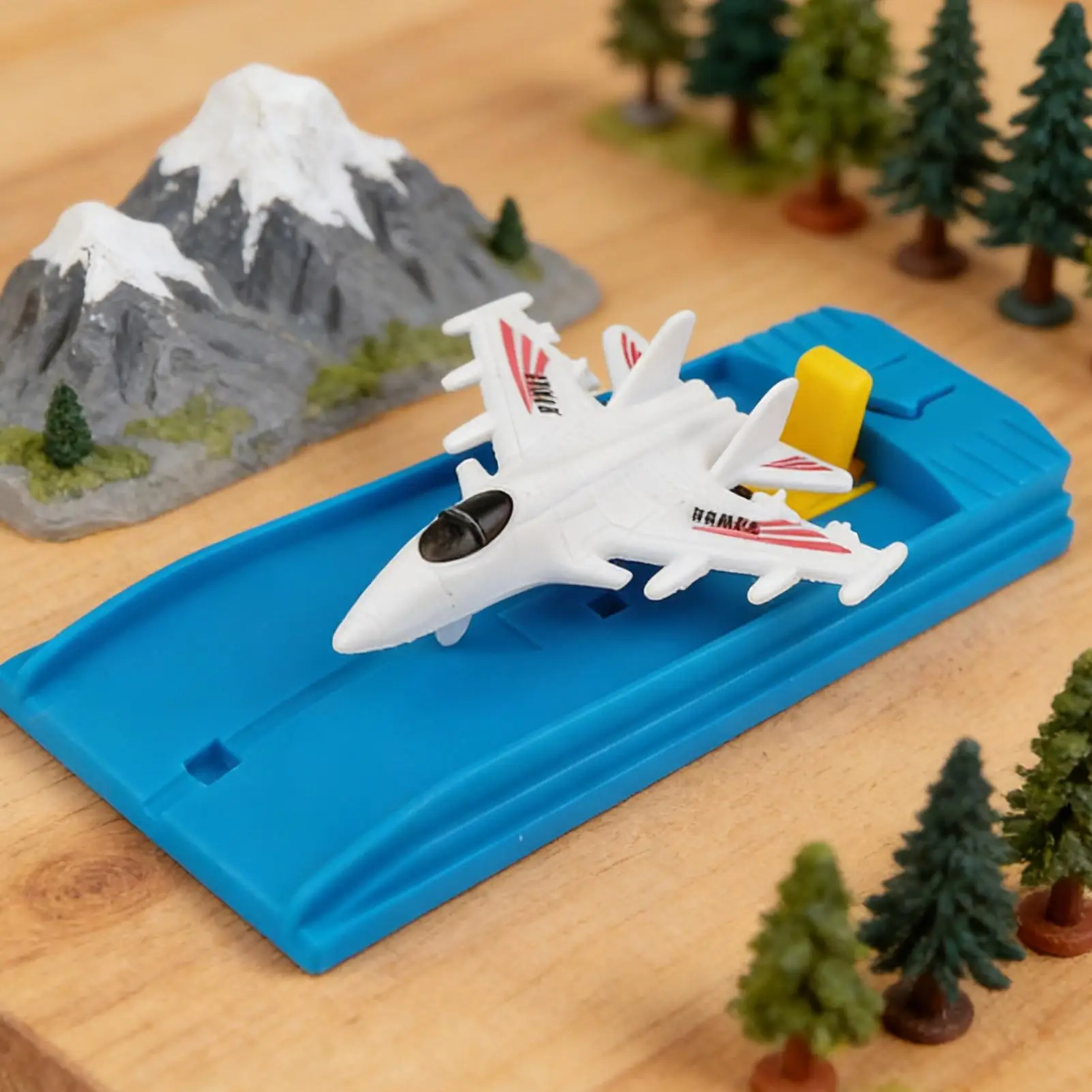 Glider Planes Toys Lightweight Fun Travel-Friendly Airplane Toys for Children for Kids Boys Teens Kindergarten Birthday