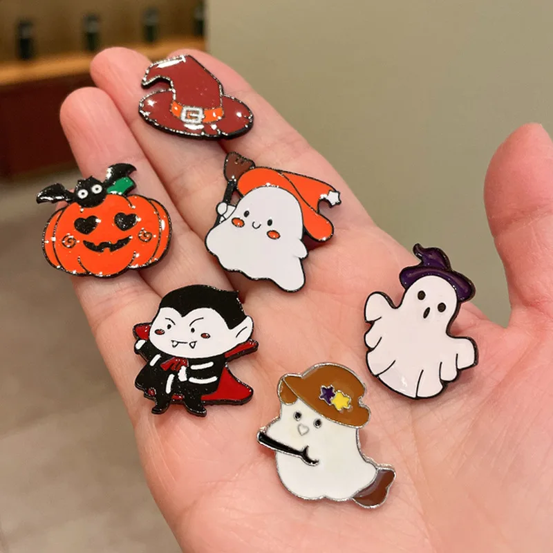 Halloween Brooch Cap Clip Chest Button Shirt Corsage Backpack Pin Bag Decor Buckle Clothe Accessory Badge Child Medallion Gift