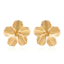 New fashionable and minimalist flower shaped stainless steel women's versatile earring jewelry