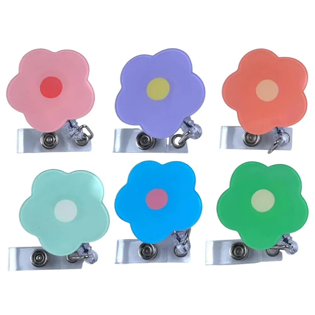 

Набор из 6 выдвижных держателей для бейджей в форме цветка: акриловые и металлические зажимы для нагрудных карт, именных бейджей и ID-карт для офиса