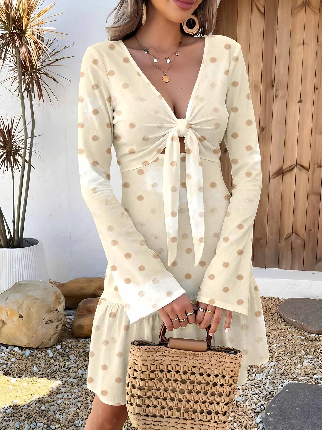 Outing party long sleeved dress with V-neck, chest tie, waist cinched, lotus leaf hem dress