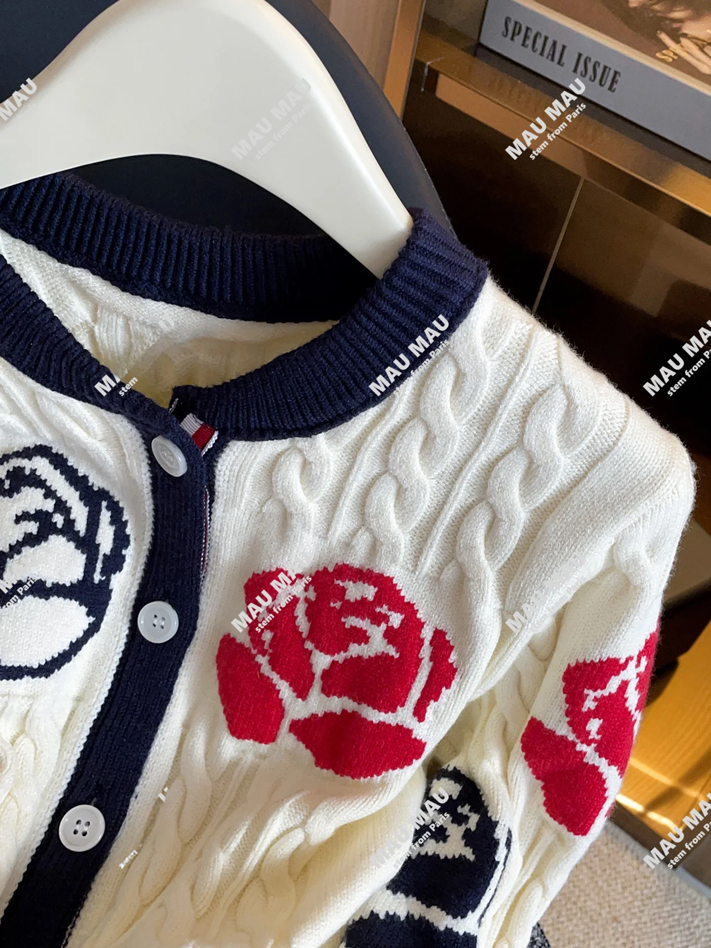 

Rose Embroidery Knitted Cardigan Sweater Women's Premium Faion Autumn Outerwear Button Detail Regular Fit Soft Medium Thi...