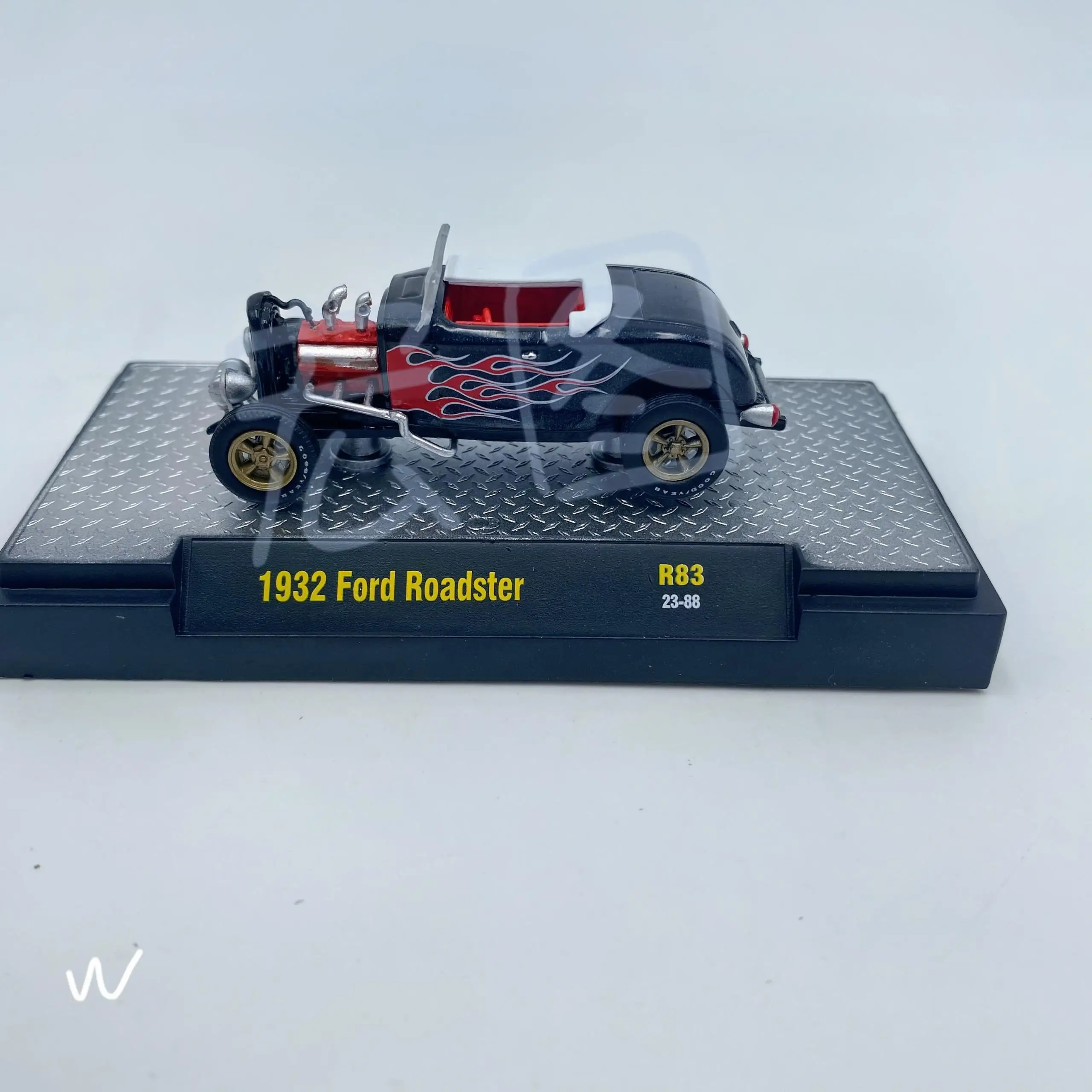 Máquinas M2 1/64 1932, Ford Roadster, coche de aleación fundida a presión, colección de modelos, exhibición, regalo para niños