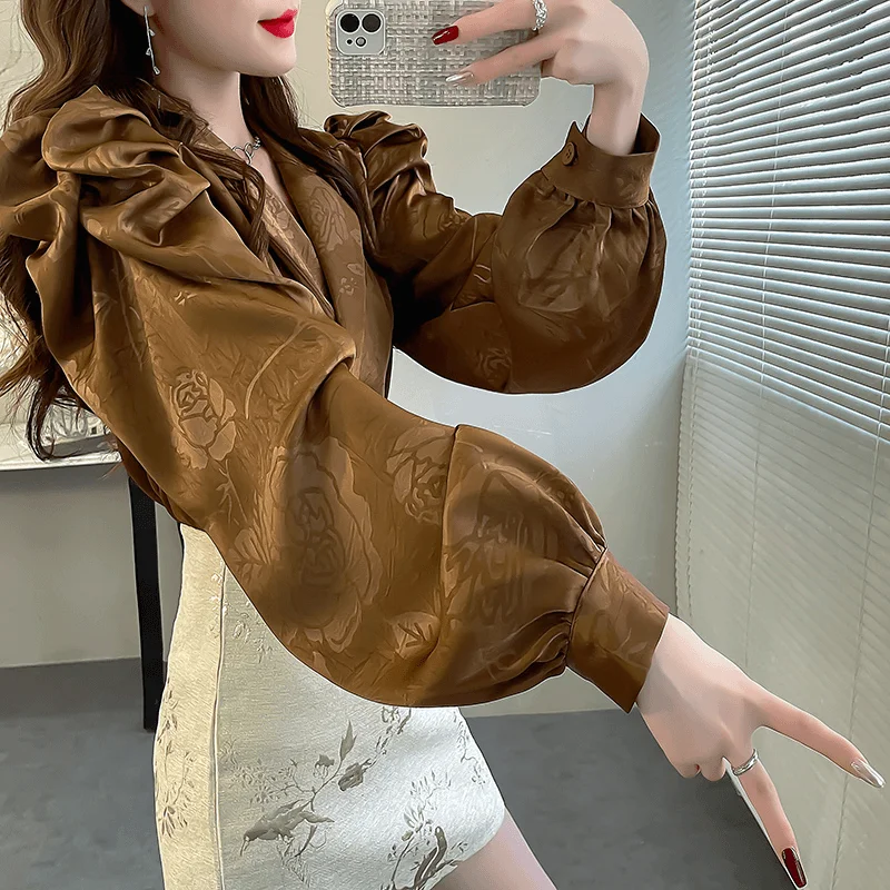 Retro Three-dimensional Embossed Shirt New Women's High-end Top Loose Long Sleeved Suit Collar Shirt