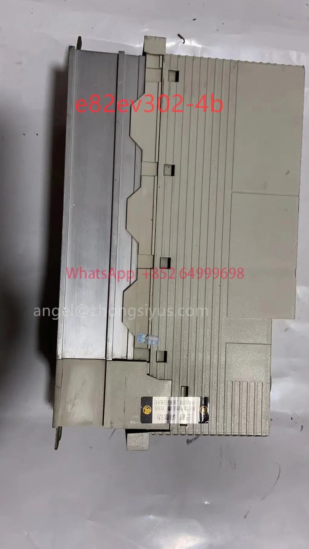 

E82EV302-4B e82ev302-4b inverter spot good condition