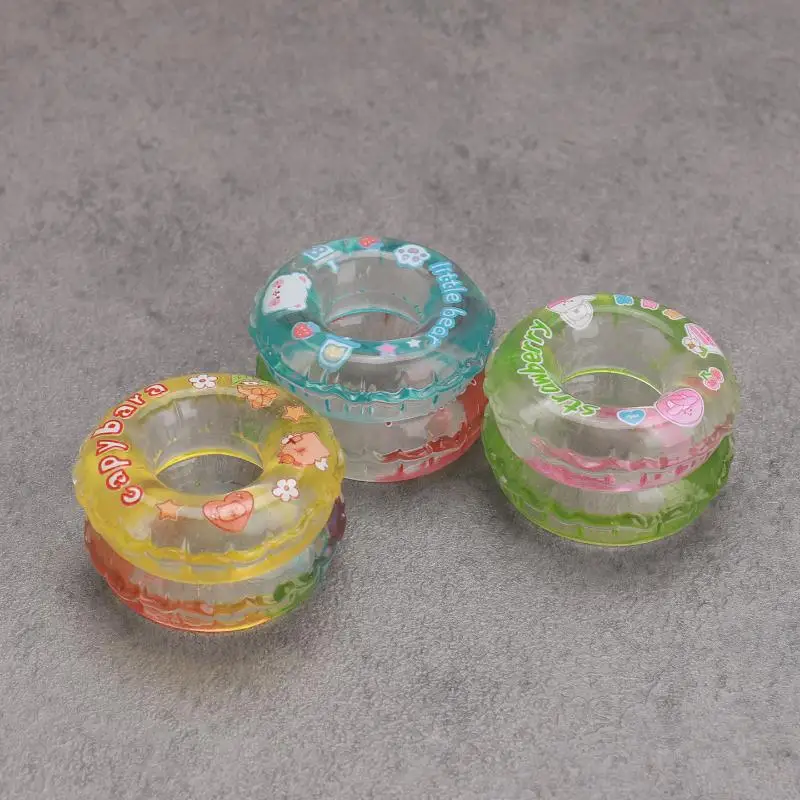 4 pezzi casuali casa delle bambole in miniatura anello da nuoto modello simulazione resina gioco per bambini scena decorazione vestire accessori giocattolo