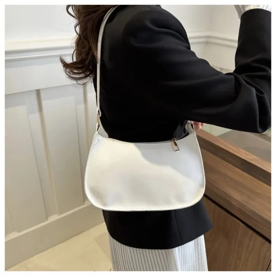 

summer new fashion French generous popular underarm bag senior beautiful simple texture foreign gas commuter female bag