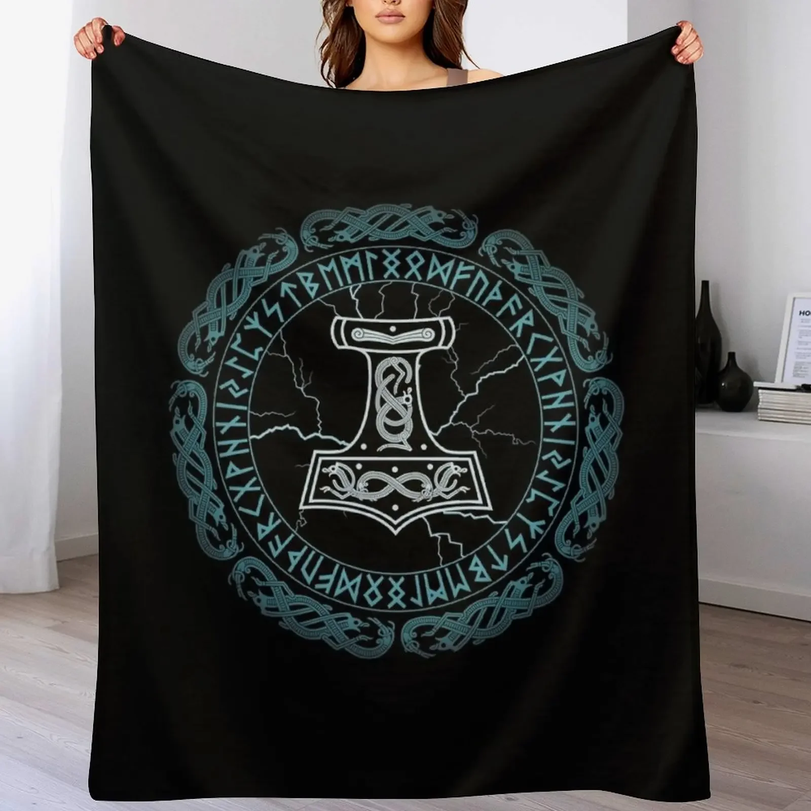 

Mjlnir Hammer of Thor Runes Throw Blanket Thermal Plaid Bed covers Decorative Sofas Blankets