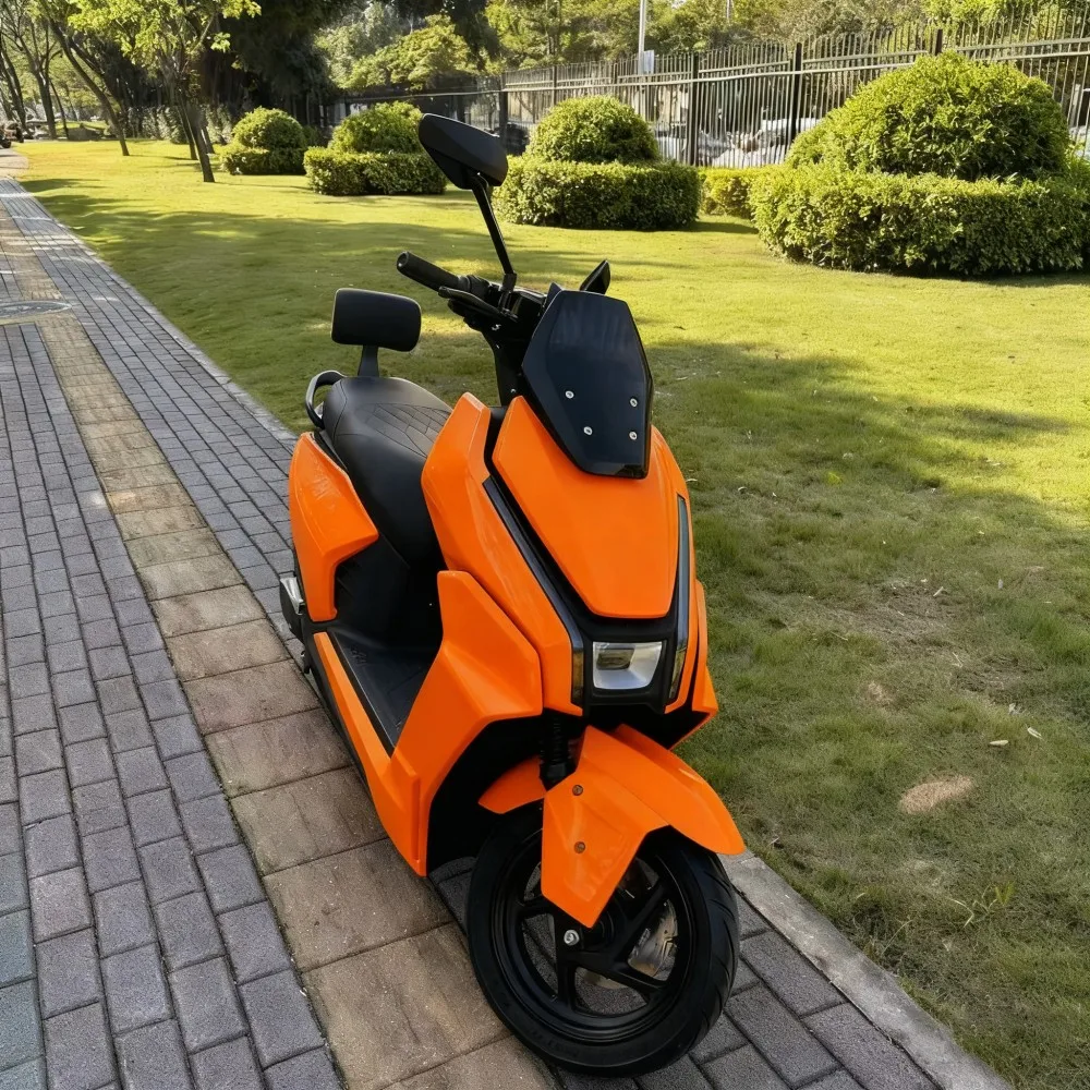 Electric Motorcycle 200km Range Lithium Battery 48/60/72V 32Ah 2000W Motor Hydraulic Shock Absorption for Front and Rear
