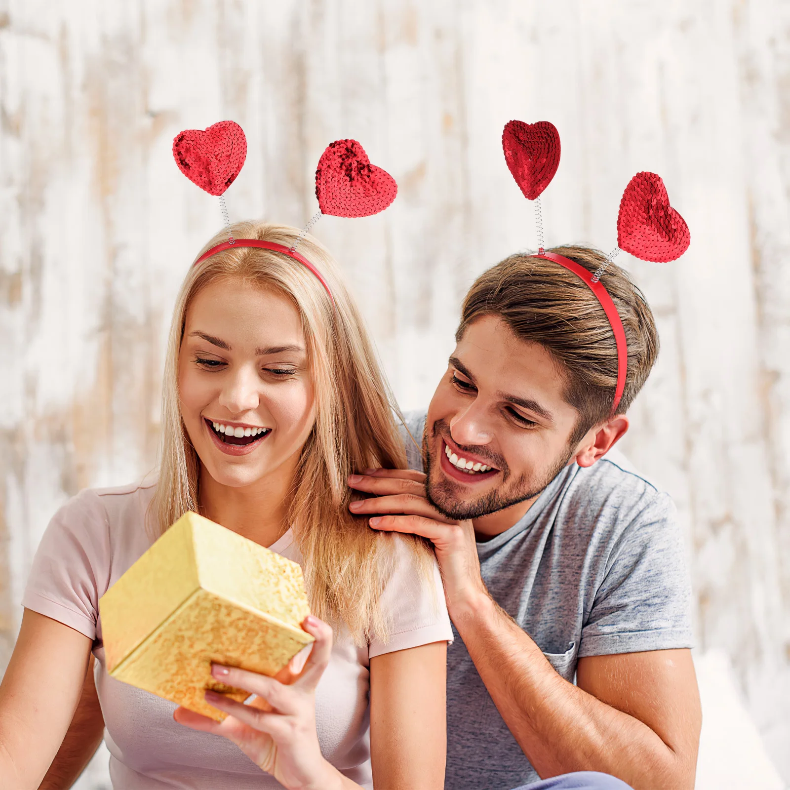 

1pc Sequins Heart Headband Red Valentine Hair Band for Women Heart Shape Hair Decoration Romantic Makeup Gift Accessory