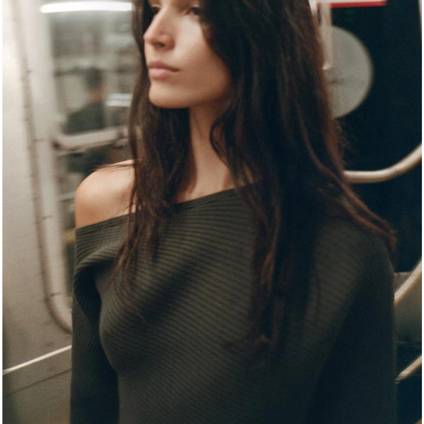 خريف جديد وصول المرأة سليم صالح طويل Sve غير المتماثلة Ne محبوك سترة لينة ألياف البوليستر V-ne الفرنسية Sle