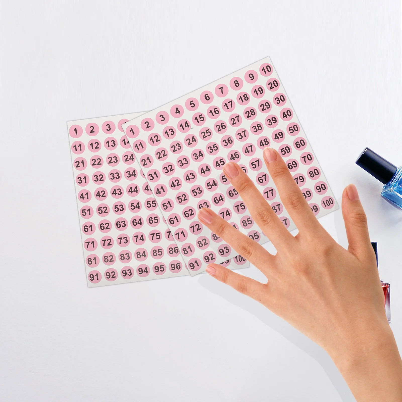 

50pcs Nail Tool Stickers 1-100 Numbered Inventory Labels Self Adhesive Small Decals For Organizing Manicure Tools Polish