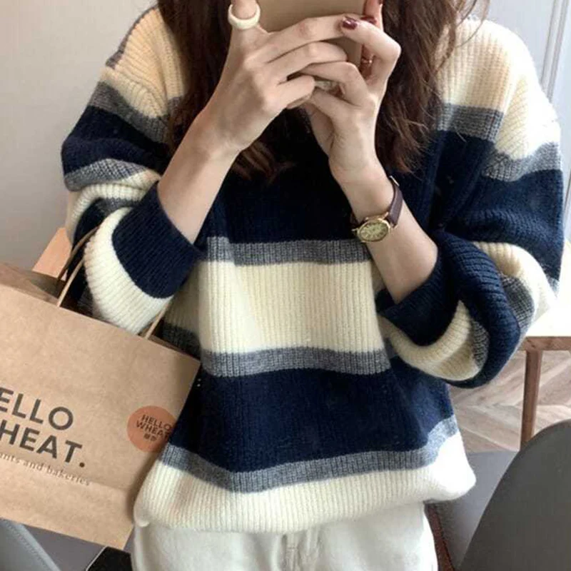 Autumn/winter New Loose Casual Striped High Quality Knitted Sweater Fashionable Retro Elegant Round Neck Comfortable Women's Top