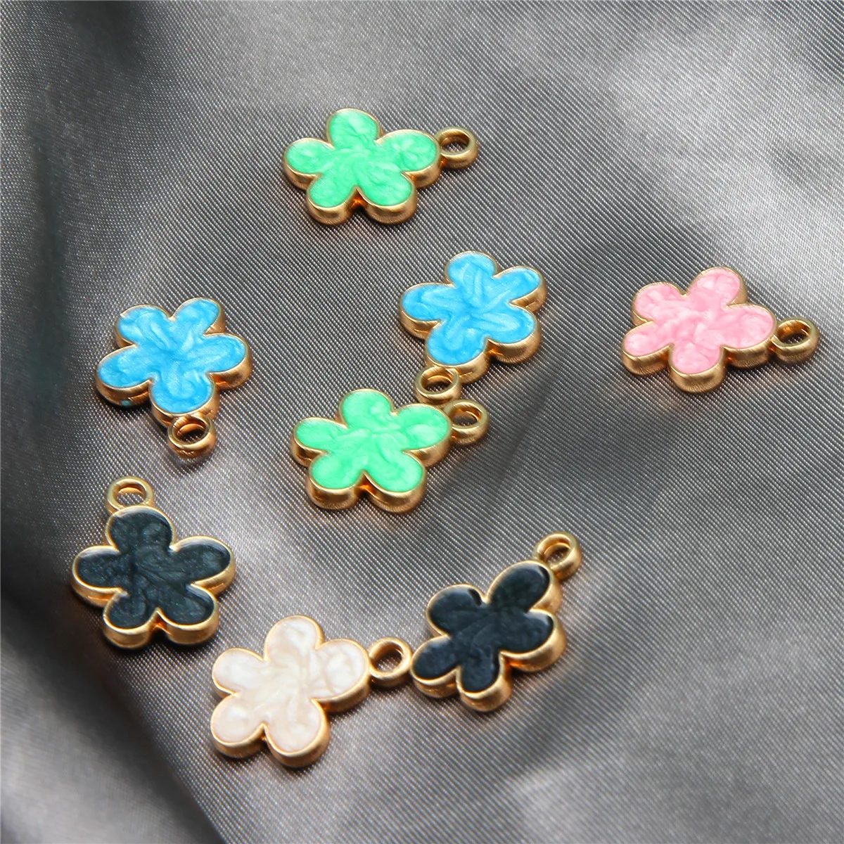 6pcs oil dripping brushed double-sided flower five-pointed star pendant DIY bracelet necklace pendant metal jewelry accessories