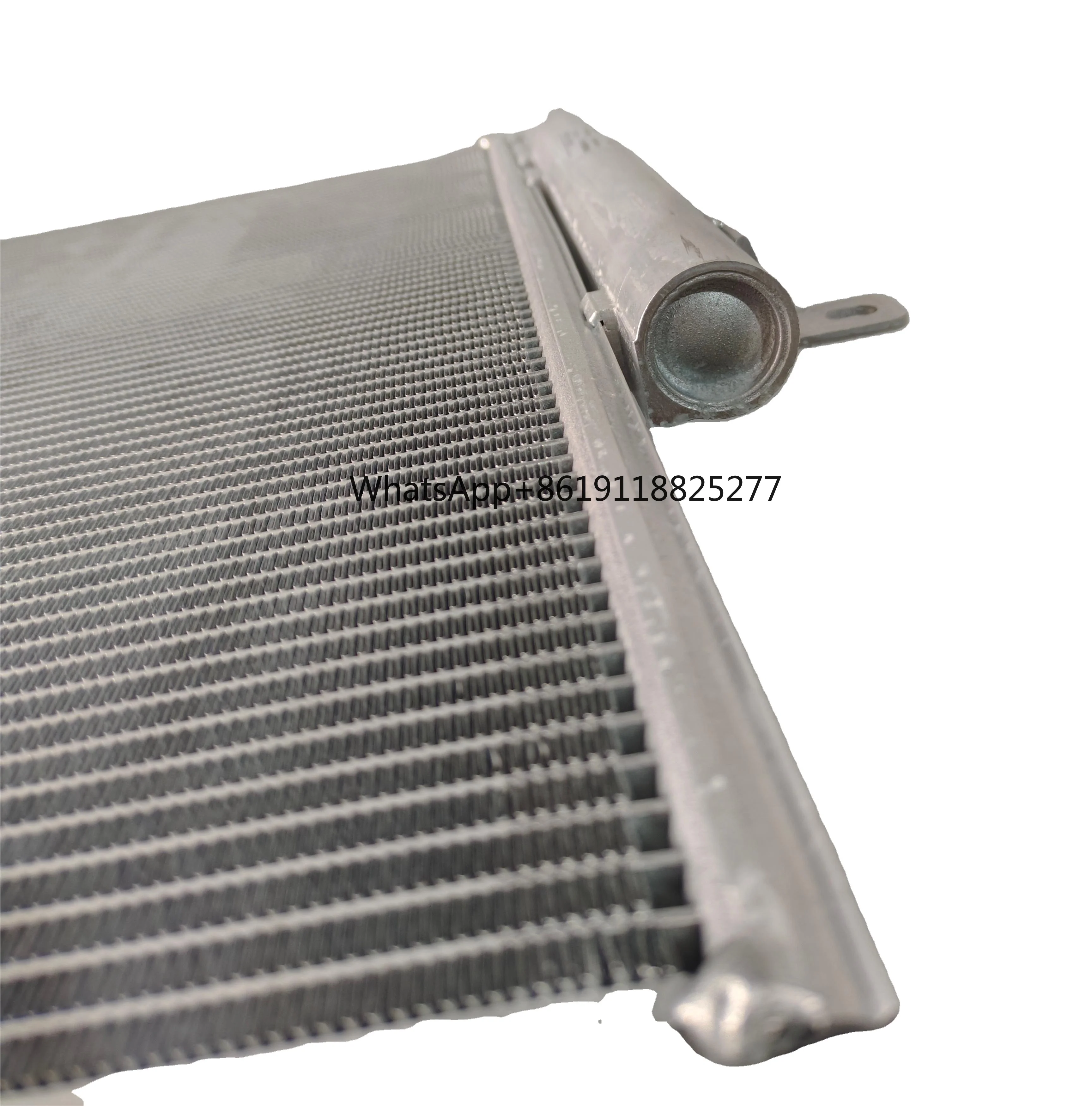 

For Jetour Cars X70/X90/X70Plus/Dasheng/T2 Auto Parts Condenser Montaje del condensador OEM F20-8105010