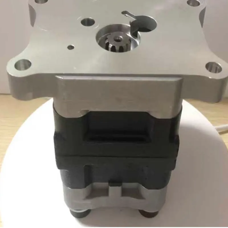 708-3S-04570 Hydraulic Gear Pilot Pump Assembly for Construction Machinery Komatsu Excavator PC50MR-2 PC56 Repair Spare Parts