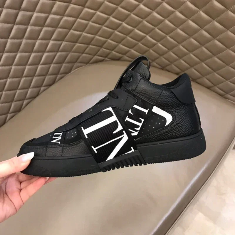 أحذية رجالية فاخرة عالية الجودة من الجلد عالية الجودة كاجوال، أحذية رياضية بأحرف ملونة أحذية رجالية من Golden Goose أحذية رجالية