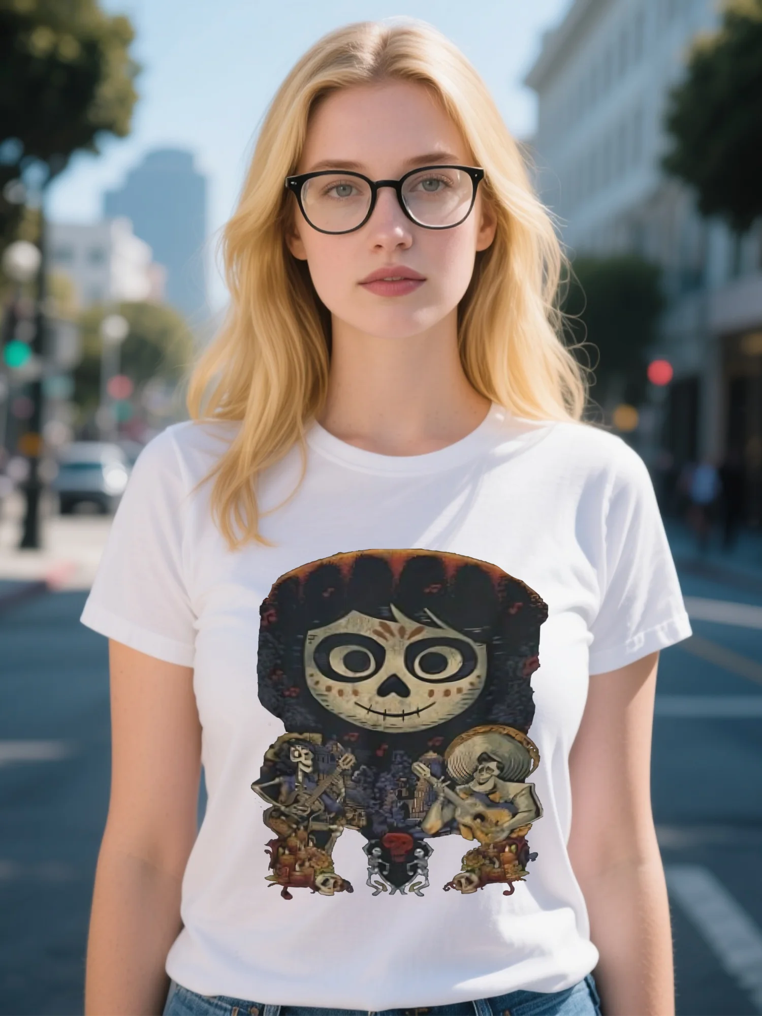 Camiseta feminina premium streetwear – arte cósmica floral branca