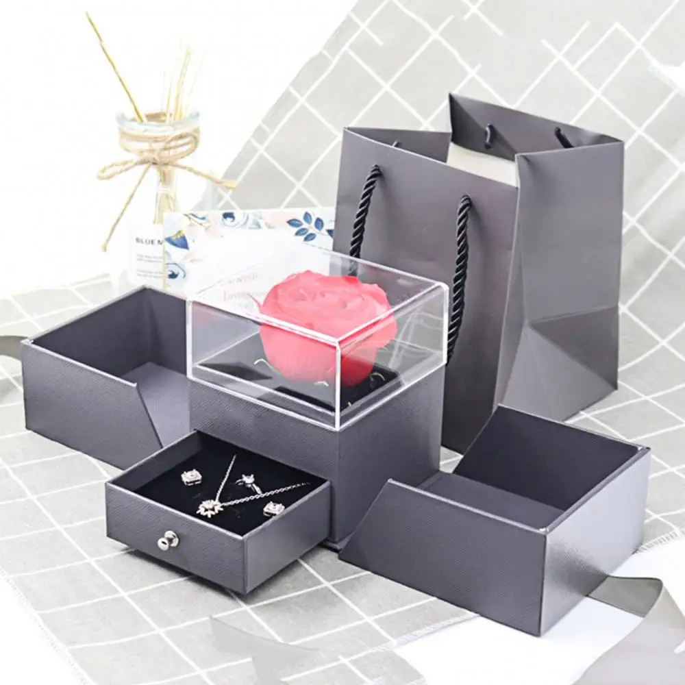 

Unfading Dried Flower Design Ring Gift Craft Jewelry Display Holder Packing Box Transparent Acrylic Gift Box for Valentine's Day