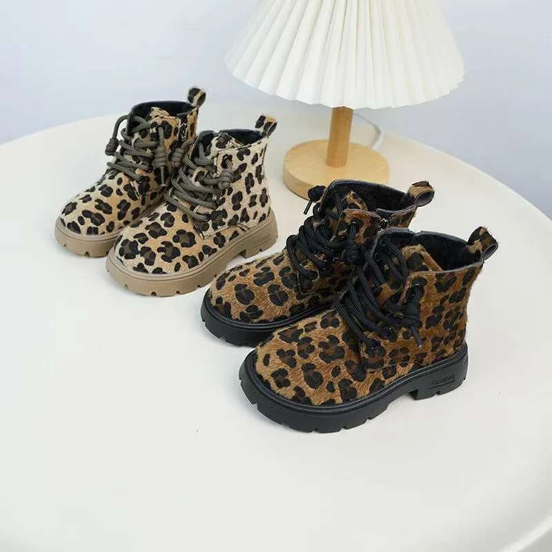 

Children's Leopard Print Velvet Martin Boots With Two Cotton Soft Soled Midsole Boots 2025 Winter New Style For Men and Women