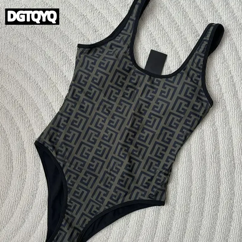 2026 New Fashion Beach Casual Personality Print Women's Two-piece Swimsuit Set, Sexy Backless Halter Print Swimsuit Set