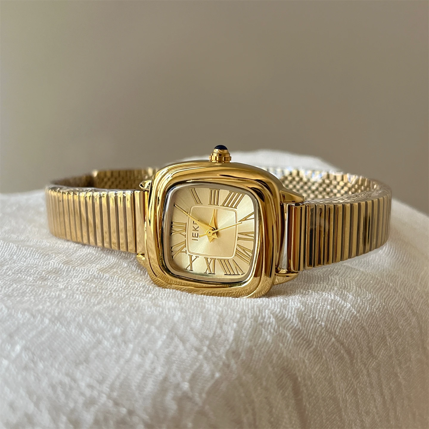 Women'S Watch Classic Small Square Design, Retro, Understated Luxury, High-End, Lightweight Chain Strap, Versatile Quartz Watch.