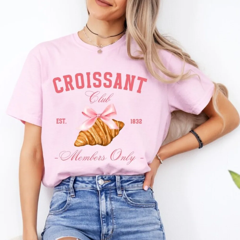 Croissant Club Cotton T-Shirt Aesthetic Croissant Tee Baker Gift Foodie TShirt Pastry Lover Croissant Lover Gift Pink Bow Tops